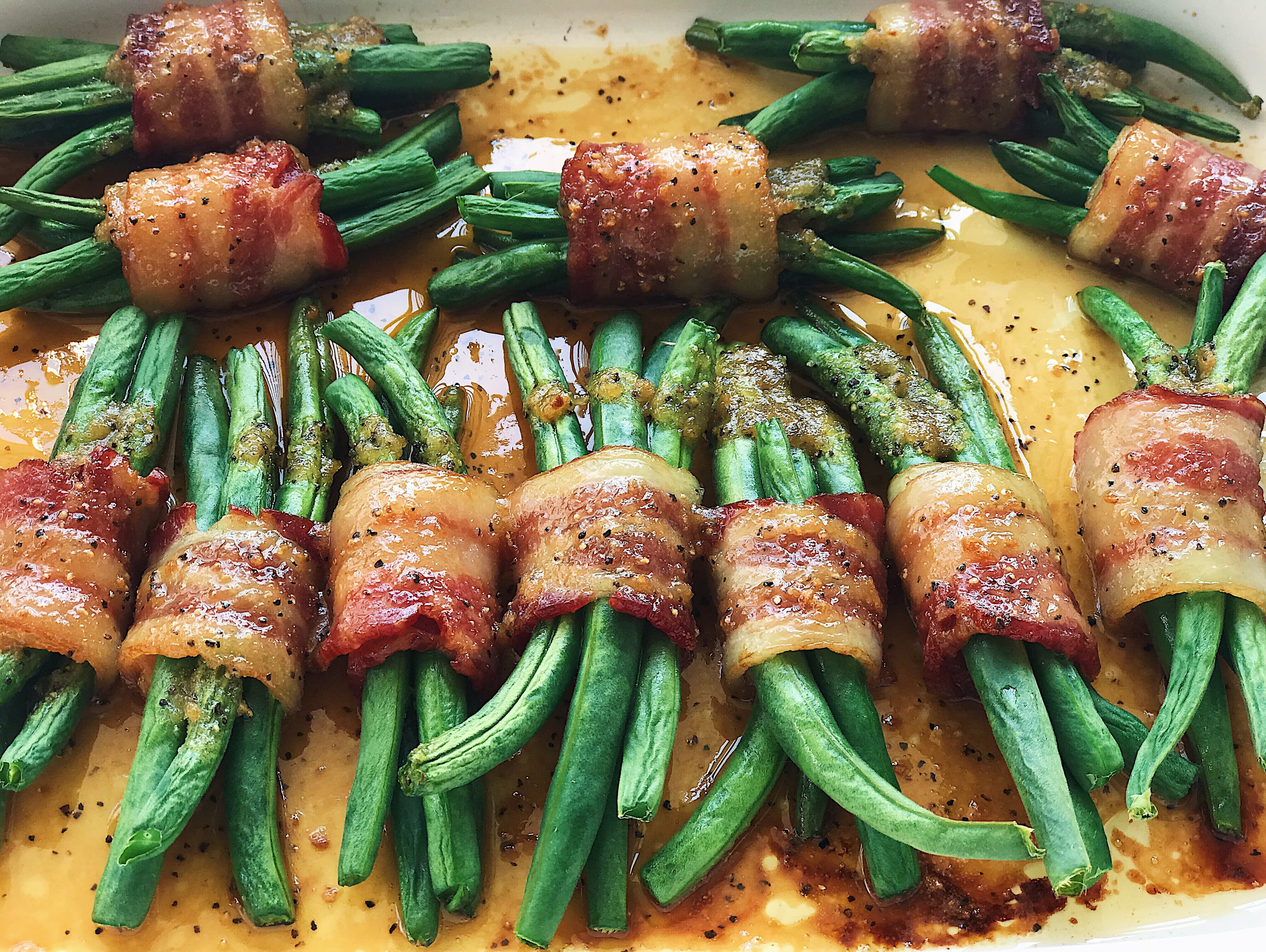 Bacon Wrapped Green Been Bundles