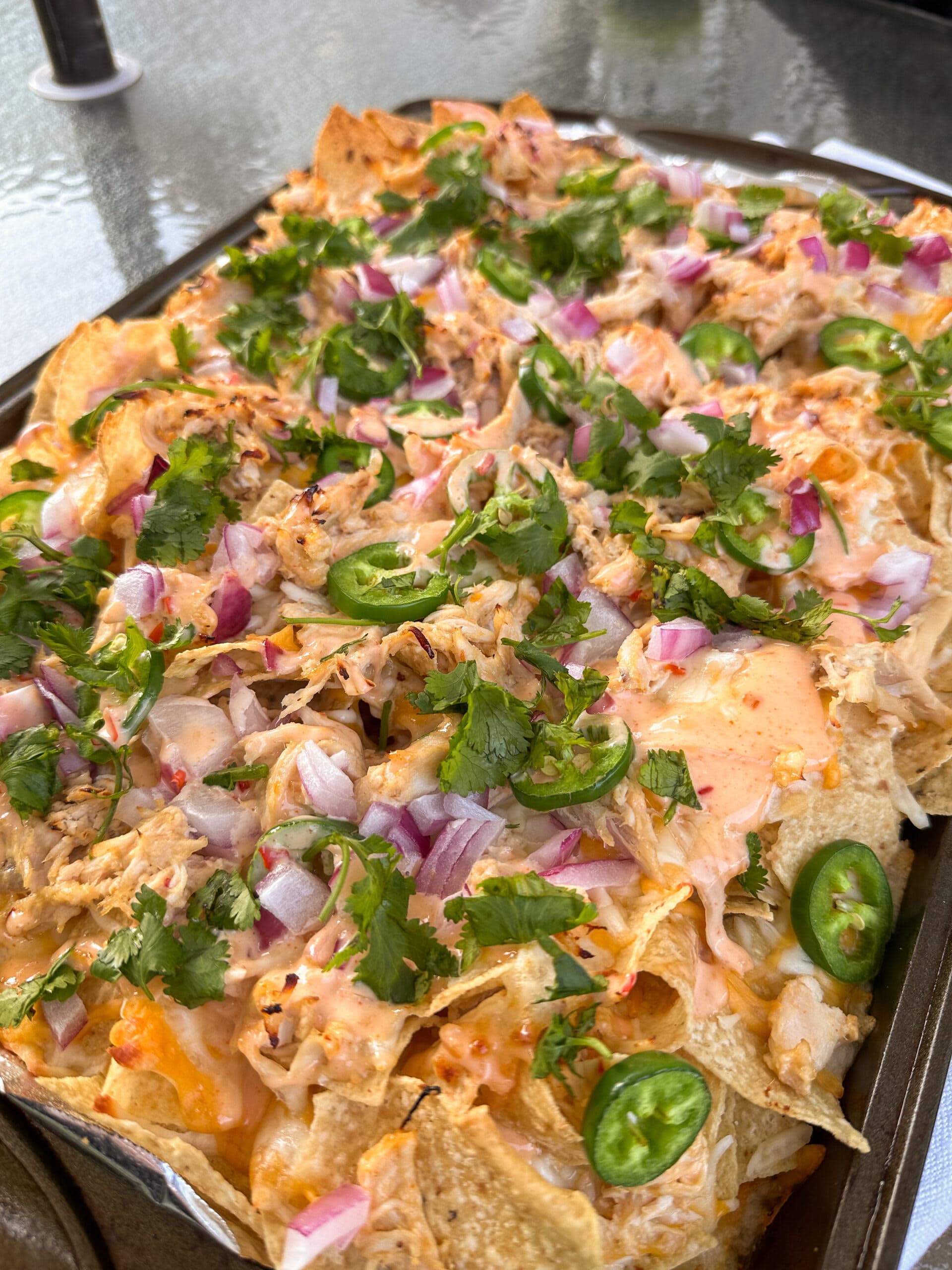 Bang Bang Chicken Sheet-Pan Nachos
