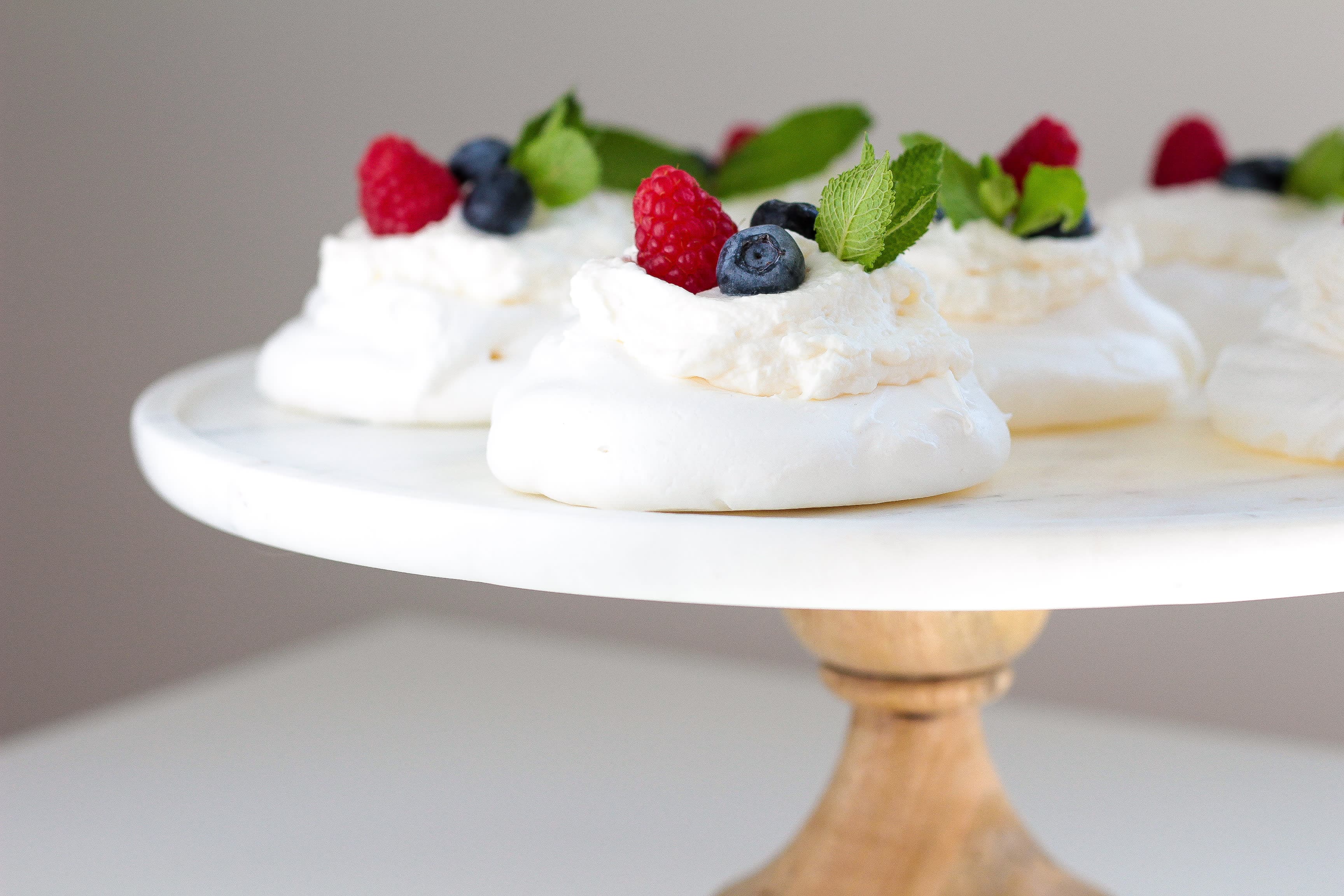 Mini Pavlovas